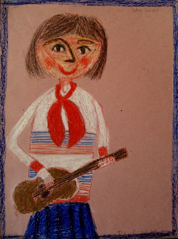 Archiv-Bild „Ich beim Gitarrespiel“