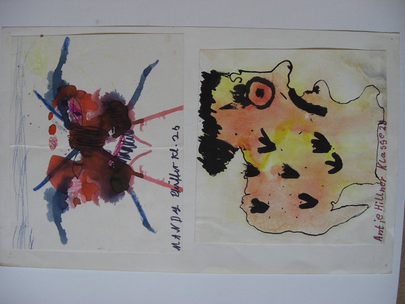 Archiv-Bild „Etwas aus den Klecksen machen“