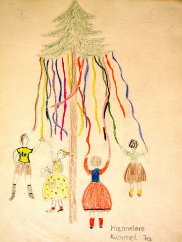Archiv-Bild „Tanz unter dem Maibaum“