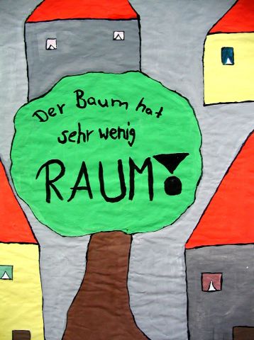 Archiv-Bild „Der Baum hat sehr wenig Raum“