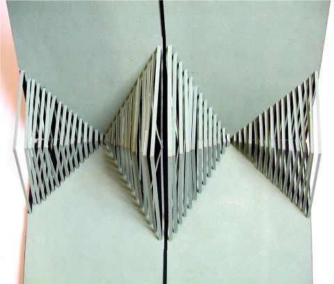 Archiv-Bild „Klappplastik“