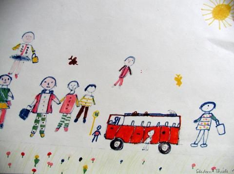 Archiv-Bild „Mit dem Bus zur Schule“